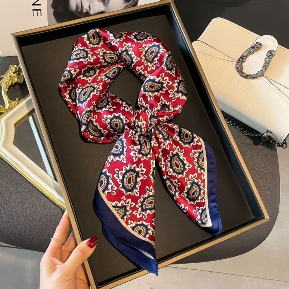 Handkerchief Cotton Men - Syal Pria Bergaya Kotak Motif Cetak