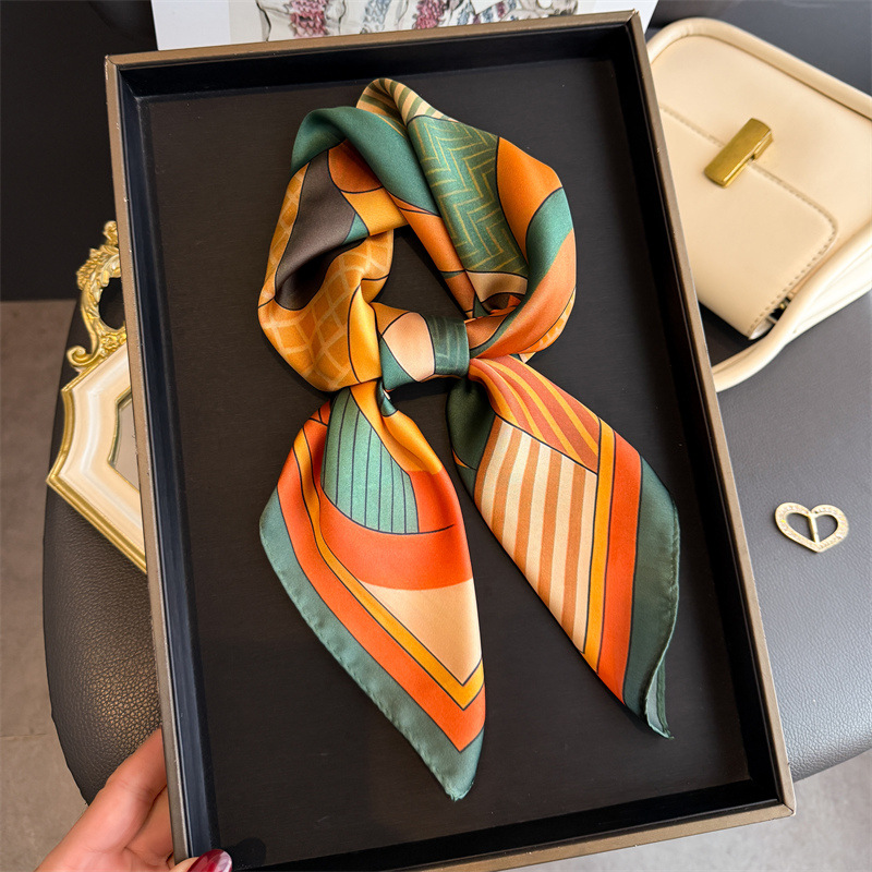 Syal Segi Empat Sutra Motif Ge - Ascot Neck Scarf ulasan dan harga